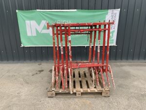 UNRESERVED 5 x Trestles