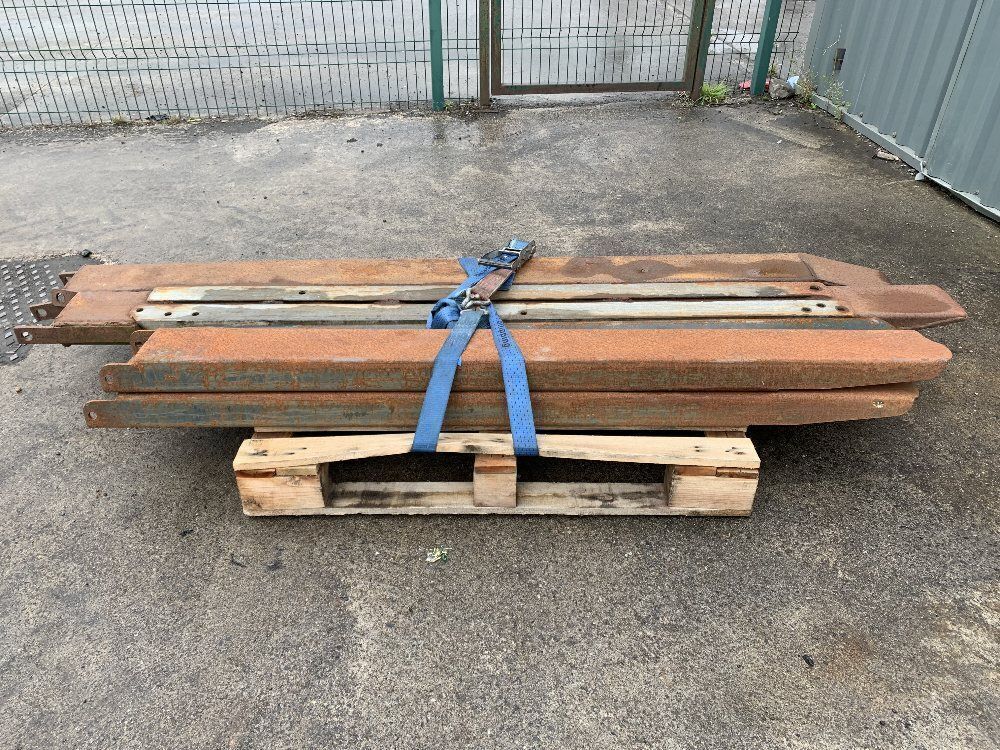 UNRESERVED Pallet Of Extension Forks To Suit Teleporter/Forklift ...