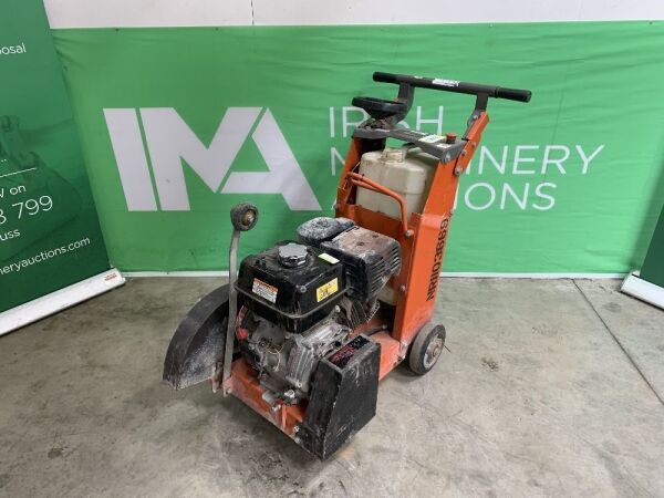 UNRESERVED 2014 Husqvarna FS400LV Petrol Road Saw