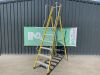 UNRESERVED Clow 1.68M 5 Rung Fibreglass Platform Ladder