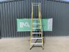 UNRESERVED Clow 1.68M 5 Rung Fibreglass Platform Ladder - 2