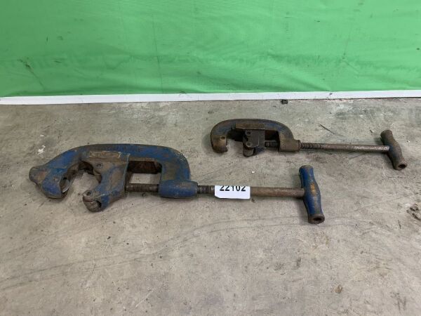 UNRESERVED 2 x Record Pipe Cutter