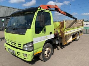 UNRESERVED 2007 Isuzu NQR 75 7.5T Dropside c/w Tail Lift & 2006 Palfinger PK400 Extendable Crane