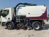 2015 DAF LF220FA 16T Sweeper Truck - 4