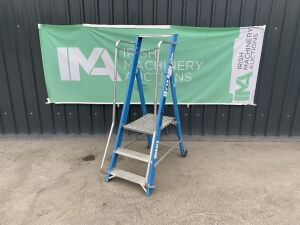 UNRESERVED 2017 Lyte 2 Rung 1.62M Platform Ladder