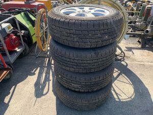 4 x Continental Tyres With Alloys (235 - 65 - R17) Merc ML320