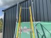 UNRESERVED Clow 1.39M 4 Rung Fibreglass Platform Ladder - 5