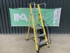 UNRESERVED Clow 2 Rung 0.85M Platform Ladder - 3