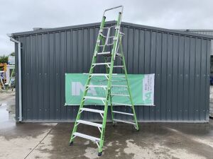 UNRESERVED Little Giant 3.8M 7 Rung Platform Ladder c/w Safety Cage