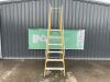 UNRESERVED Clow 1.68M 5 Rung Fibreglass Platform Ladder - 2