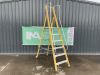 UNRESERVED Clow 1.68M 5 Rung Fibreglass Platform Ladder - 3