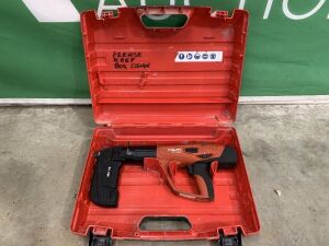 Hilti DX460 Nail Gun in Case