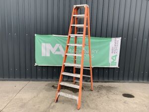 UNRESERVED Orange Strabally 10 Step Fibreglass Ladder