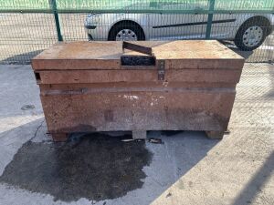 Large Metal Job Box to Suit Pickup Truck