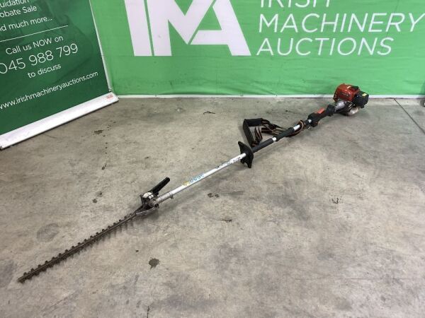 UNRESERVED Kawasaki Long Reach Pole Hedge Cutter