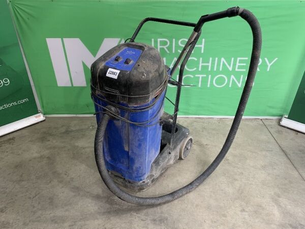 UNRESERVED Nilfisk ALTO 220v Wet/Dry Vacuum