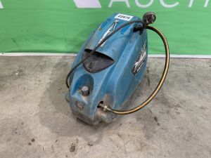 UNRESERVED Makita MAC610 Electric Air Compressor