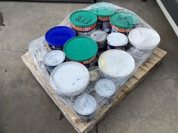 UNRESERVED Pallet Of Dulux Interior & Exterior Paint