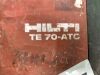 UNRESERVED Hilti TE70-ATC 110v Demolition Drill c/w 4 x Chisels - 3