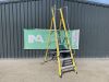 UNRESERVED Clow 1.68M 5 Rung Fibreglass Platform Ladder - 3