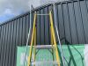 UNRESERVED Clow 1.68M 5 Rung Fibreglass Platform Ladder - 6