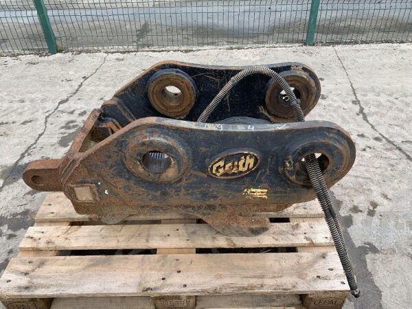 Geith Double Locking Hydraulic Quick Hitch