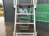 UNRESERVED Tubesca 4 to 6 Step Podium Ladder - 5