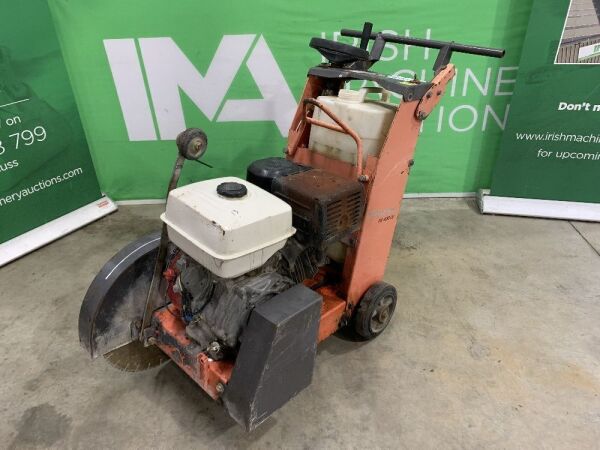 UNRESERVED Husqvarna FS400LV Petrol Roadsaw