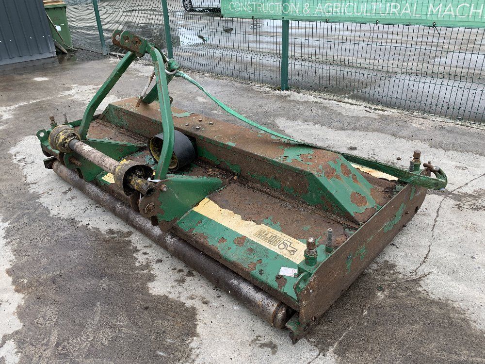 Major 8400 roller mower hotsell