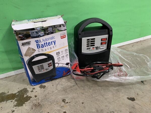 12/24V 12AMP Automatic Battery Charger