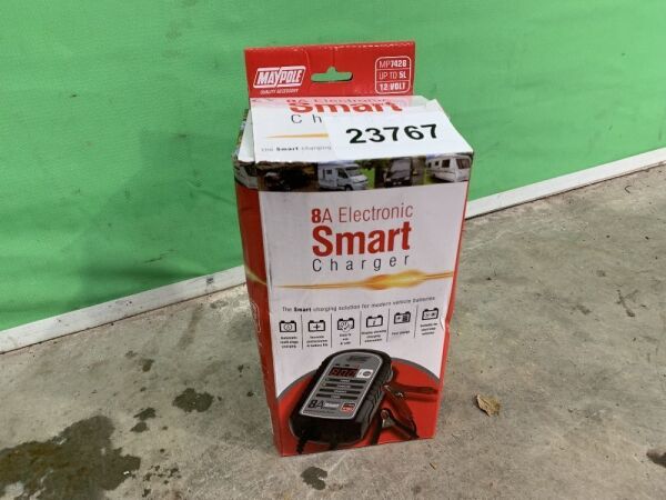 8A Electronic 12V Smart Charger