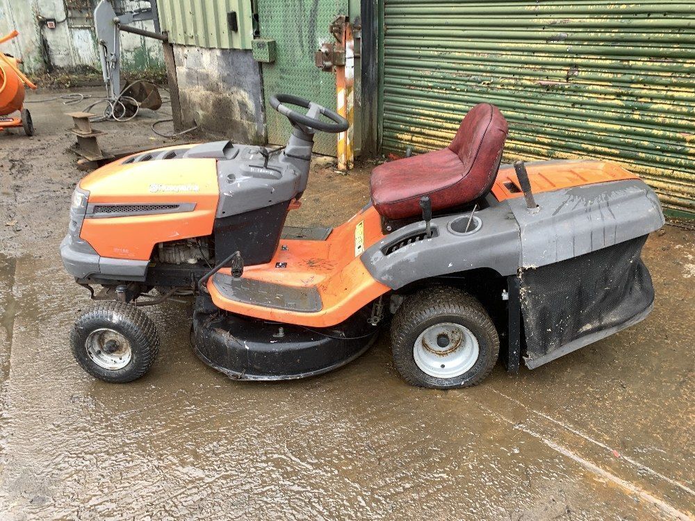 Husqvarna cth 19530 ride on mower hotsell