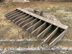 3ft Rake to Suit Excavator