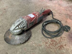 2010 Einhell 220v Grinder c/w Blade