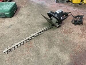 AEC 220v Hedge Trimmer