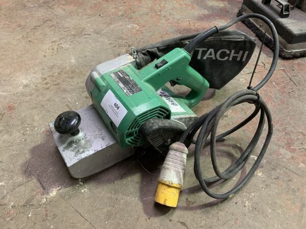 Hitachi SB-110 Belt Sander