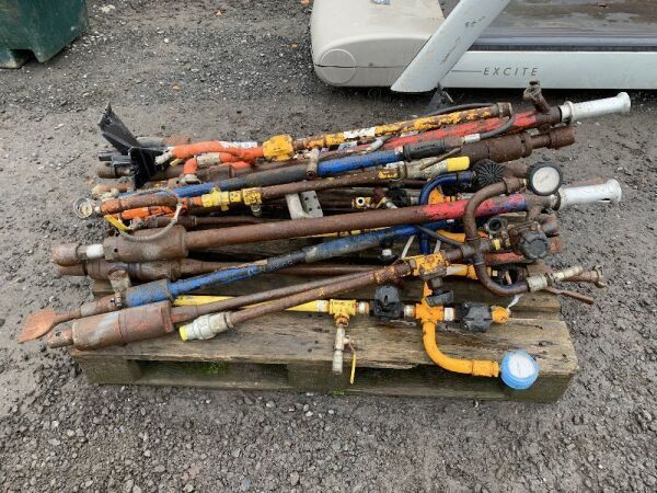 UNRESERVED Large Selection Of Pneumatic Scrabblers & Site Power Box