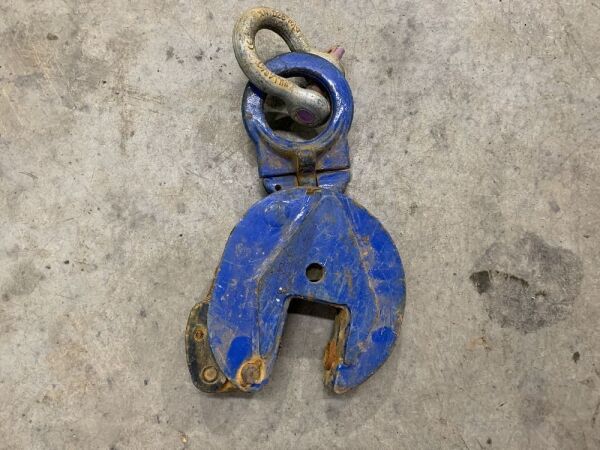 2014 Grider Lifting Clamp