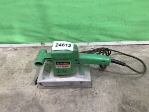 Hitachi SV12SD 230v Sander