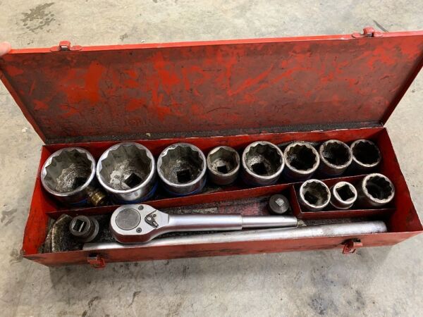 King Tony 1" Drive Socket Set