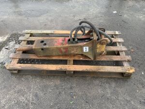 UNRESERVED 2005 Atlas Copco CP100 Hydraulic Breaker c/w Hoses & Chisel