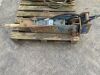 UNRESERVED Topa Hydraulic Rock Breaker c/w Hoses & Chisel