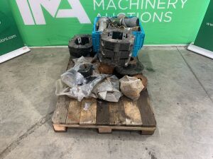UNRESERVED Pallet of Machinery Parts & Fittings