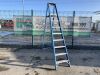 Lyte 8 Step Blue Fibreglass Ladder - 3