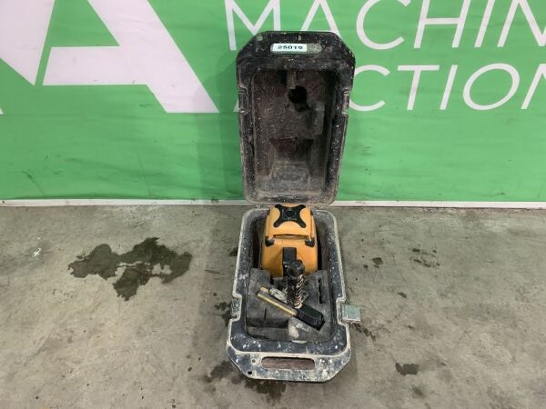 UNRESERVED Profile Laser Level in Case