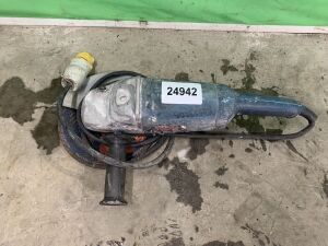 UNRESERVED Bosch GWS21 Angle Grinder