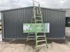 UNRESERVED Little Giant 8 Step Podium Ladder - 3