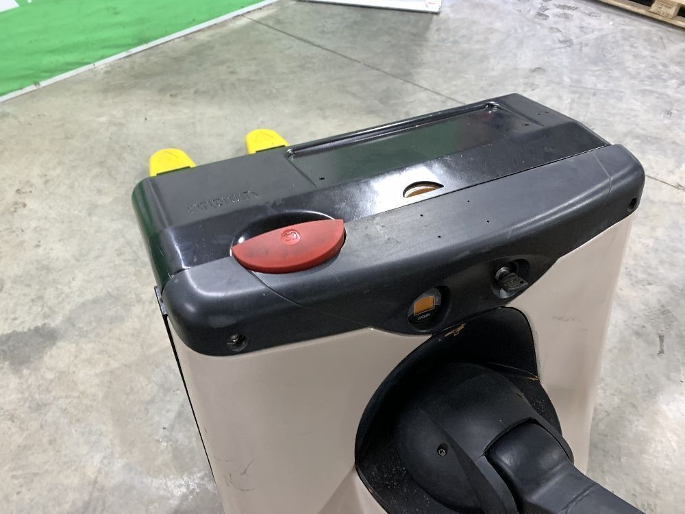Crown WP3020 2T Electric Pallet Truck | ONLINE TIMED AUCTION DAY TWO ...